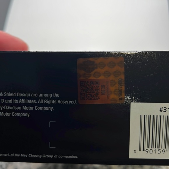 NIB Harley Davidson Fat Bob 114 toy motorcycle! - Picture 4 of 5